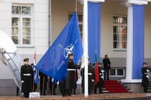 75-ąsias įkūrimo metines mininti NATO yra stipresnė nei anksčiau