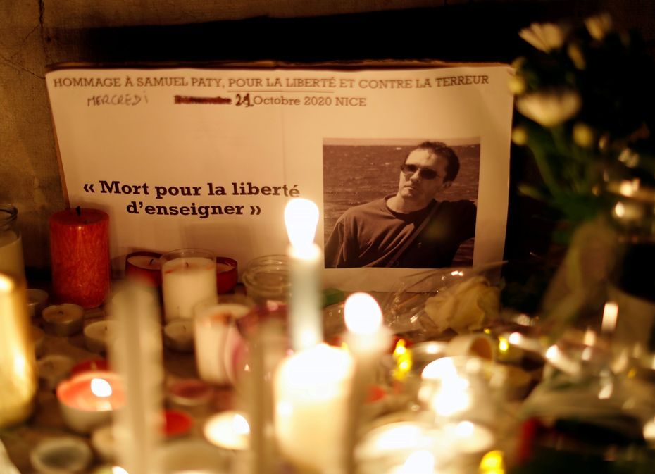 Prancūzijoje dar keturiems moksleiviams pareikšti kaltinimai dėl mokytojo nužudymo