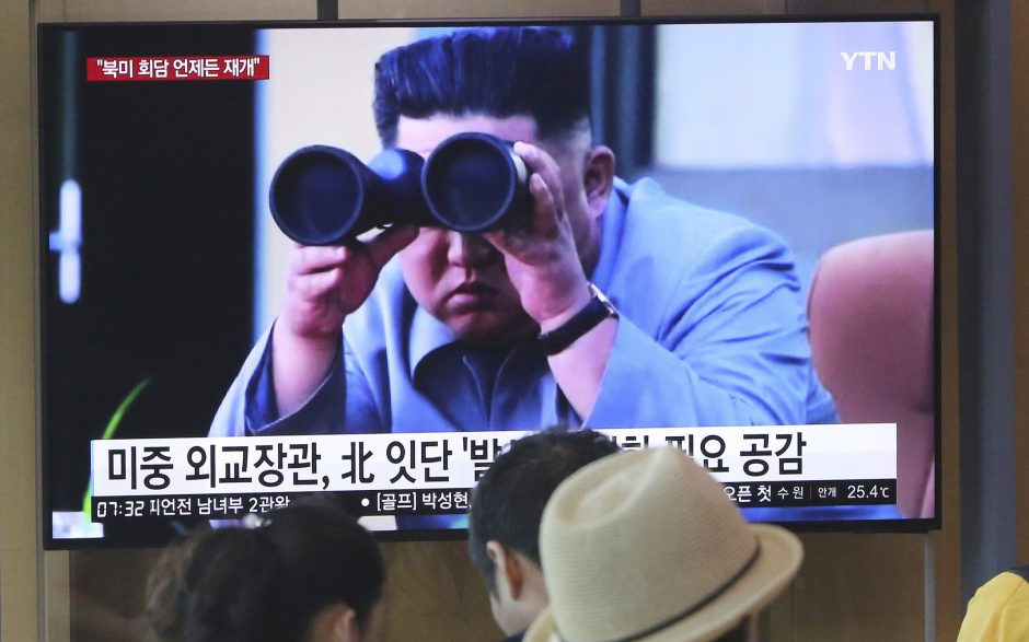 Šiaurės Korėjos lyderis labai patenkintas naujausiu raketų bandymu