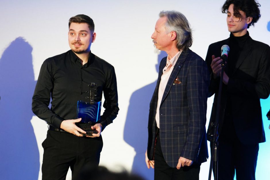 Klaipėdos valstybiniame muzikiniame teatre įteikti kūrėjų apdovanojimai „Pagauk bangą“