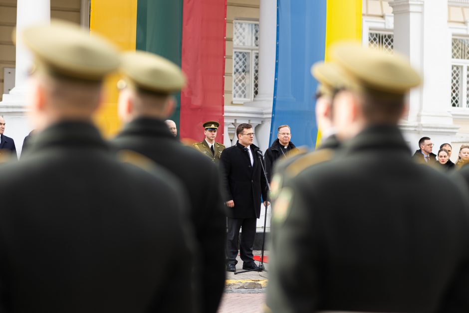Prie Krašto apsaugos ministerijos įvyko ministrų pasikeitimo ceremonija