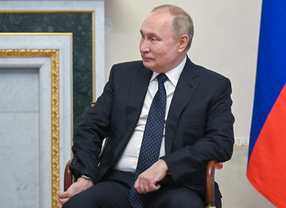 V. Putinas: 2021 metais Rusija tvirtai gynė savo interesus