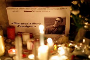 Prancūzijoje dar keturiems moksleiviams pareikšti kaltinimai dėl mokytojo nužudymo