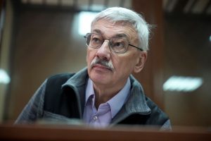 Rusija siekia įkalinti teisių gynėją O. Orlovą