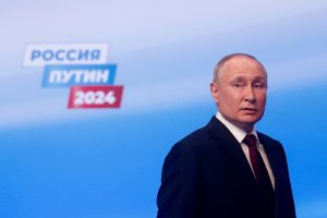Rusijos rinkimų komisija suskaičiavo, kiek balsų surinko V. Putinas