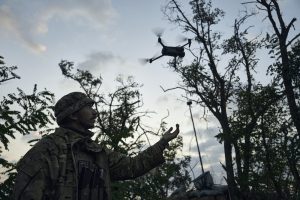 Rusija teigia sunaikinusi dronų okupuotame Kryme, Juodojoje jūroje ir pasienio regionuose