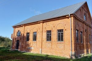 Sutvarkytas Čekiškės sinagogos pastatas žavi savo autentiškumu