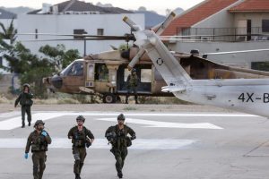 Izraelio kariuomenė teigia atmetanti infiltracijos iš Libano į šalies oro erdvę versiją 