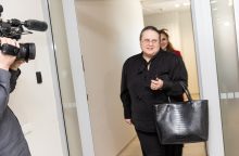 Teismas: apie komiką O. Šurajevą komentavusi A. Širinskienė nepadarė pažeidimo