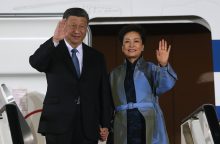Valstybinio vizito į Serbiją atvykęs Xi Jinpingas surengs derybas su šalies prezidentu 